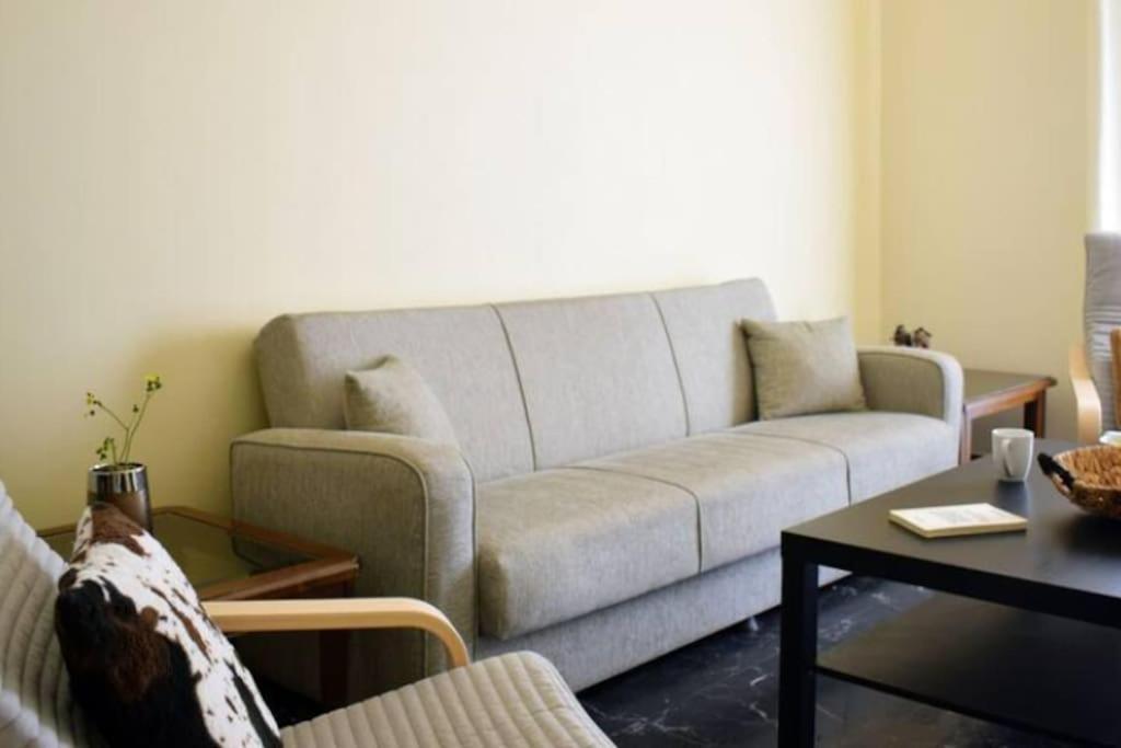 Marble Cool 2-Bedroom Down Town Yard House Kíssamos Extérieur photo