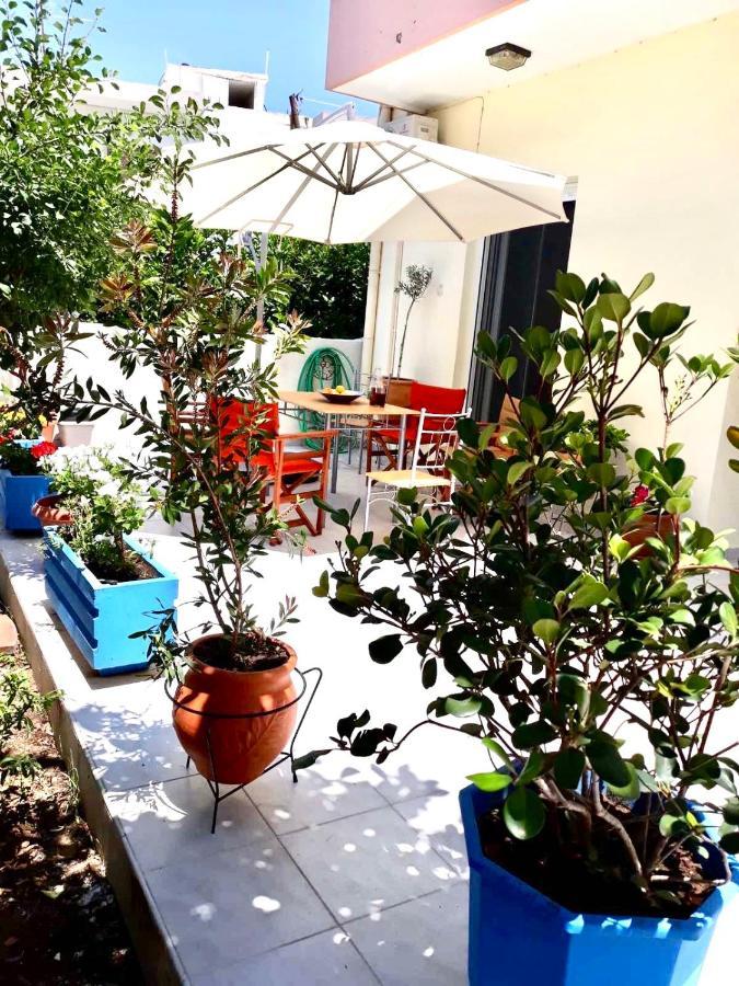 Marble Cool 2-Bedroom Down Town Yard House Kíssamos Extérieur photo